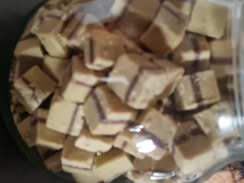 Hochgeladen von: marina5376