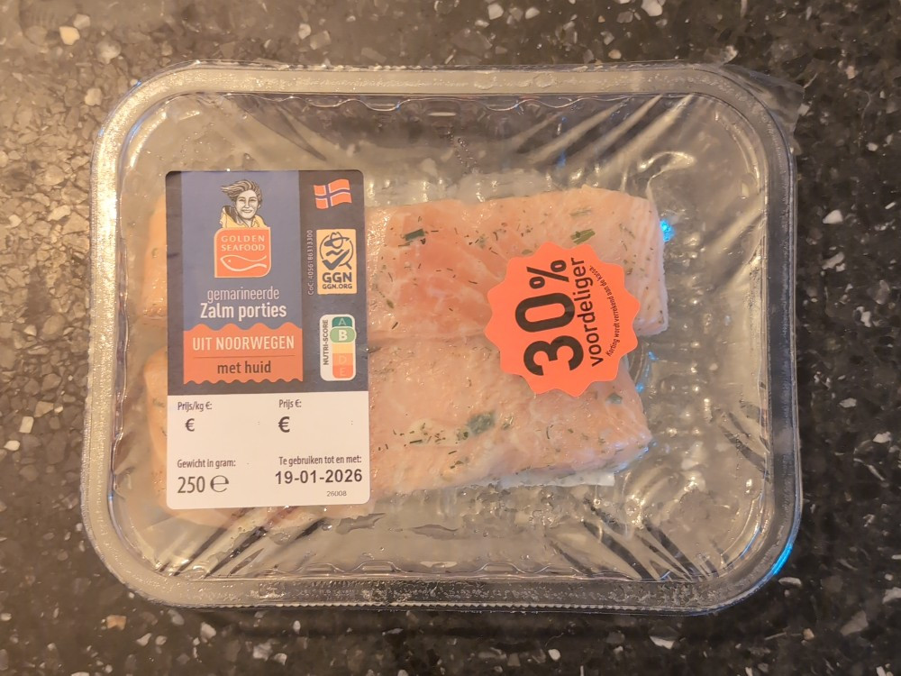 Hochgeladen von: X98