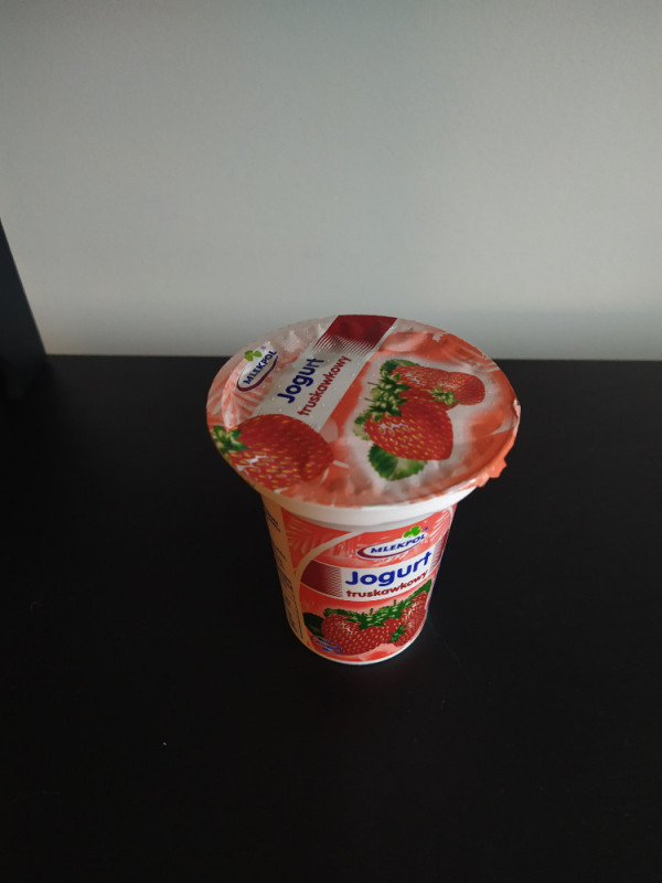 Jogurt aus Polen, truskawkowy Erdbeere von Mister Fun | Hochgeladen von: Mister Fun