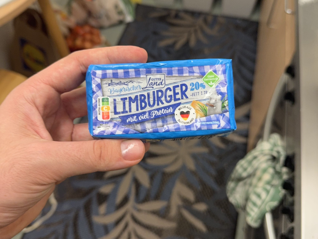 Hochgeladen von: 7DynastieS