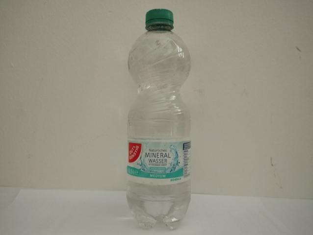 Gut & Günstig - Natürliches Mineralwasser: Medium | Hochgeladen von: micha66/Akens-Flaschenking