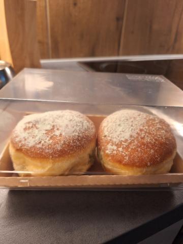 Krapfen mit Pistaziencreme von Paolo_J99 | Hochgeladen von: Paolo_J99