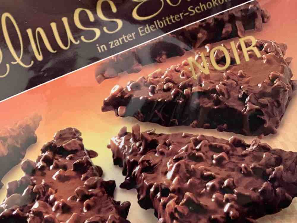 Haselnuss Ecken, zarte Edelbitter-Schokolade von hookedonpurple | Hochgeladen von: hookedonpurple