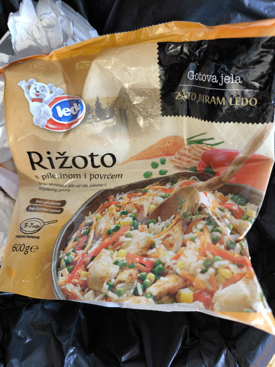 Rizoto s piletinom i povrcem, bez glutena von Masamiti | Hochgeladen von: Masamiti