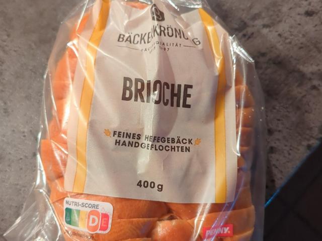 Hochgeladen von: scarlettomanu