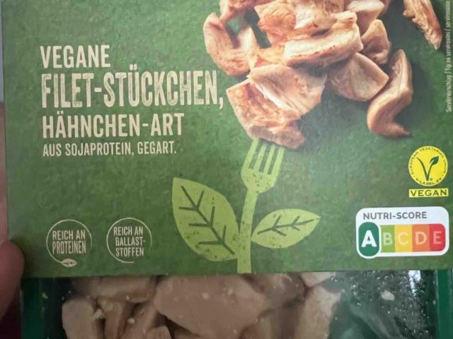 Vegane  Filetstückchen Hähnchen-Art, sojaprotein by lycis | Hochgeladen von: lycis