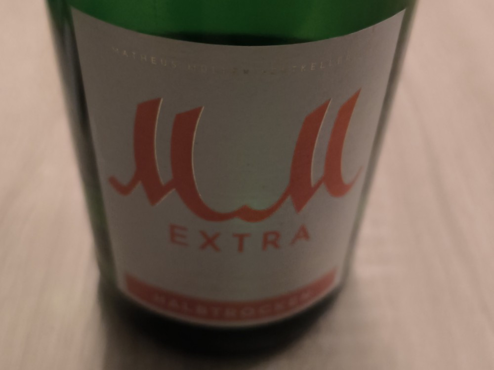 Hochgeladen von: angelalovesblink