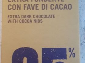 Extra Dark Chocolate , with Cocoa Nibs | Hochgeladen von: lgnt