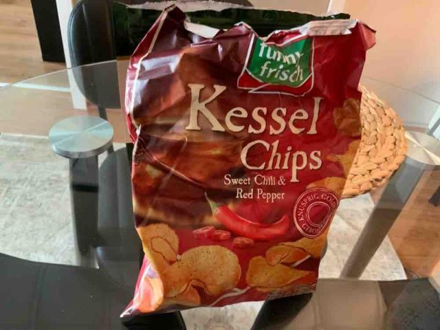 Kessel Chips, Sweet Chili & Red Pepper by lavlav | Uploaded by: lavlav