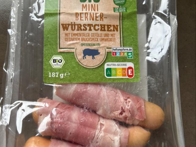 Hochgeladen von: Nirak61