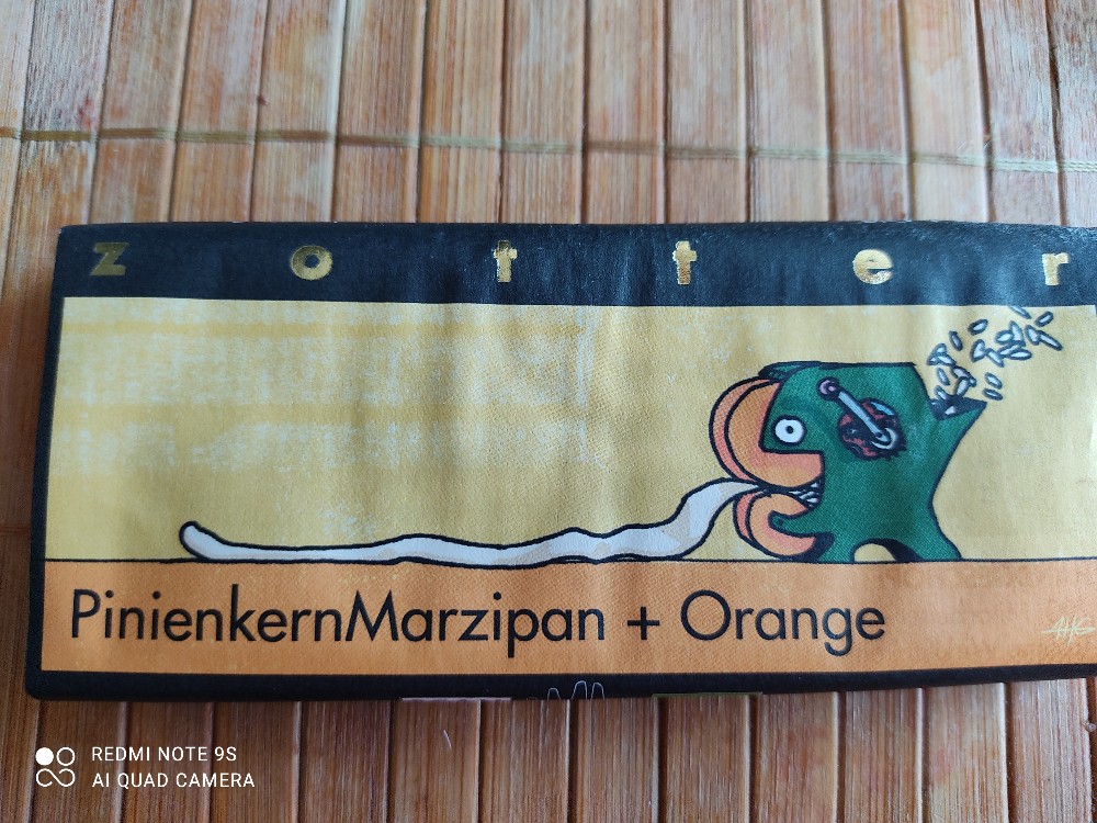 Zotter Schokolade Pinienkern - Marzipan + Orange, handgeschöpft  | Hochgeladen von: szilvifz186