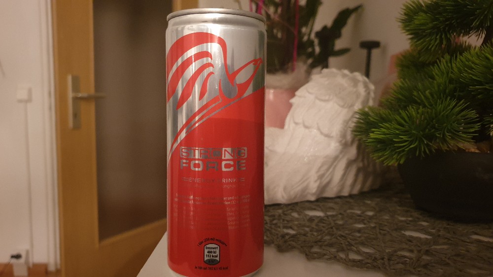 Strong Force Energy-Drink von goldi2611 | Hochgeladen von: goldi2611