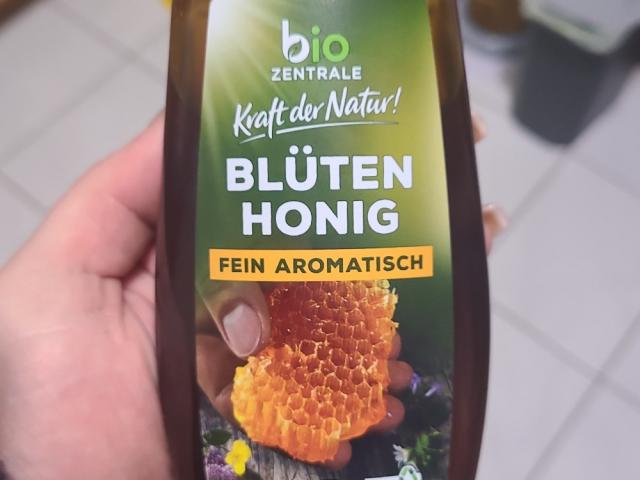 Hochgeladen von: Viki92