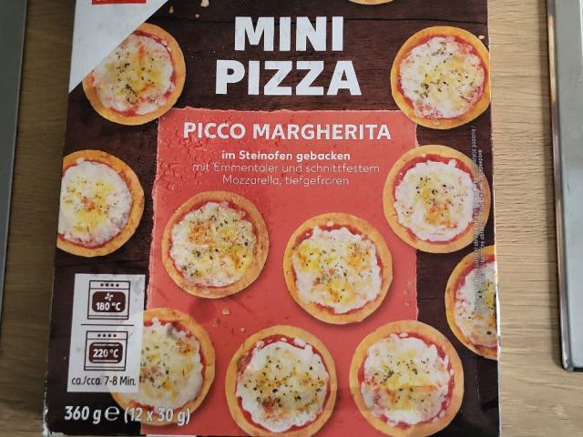 Hochgeladen von: annalena12346