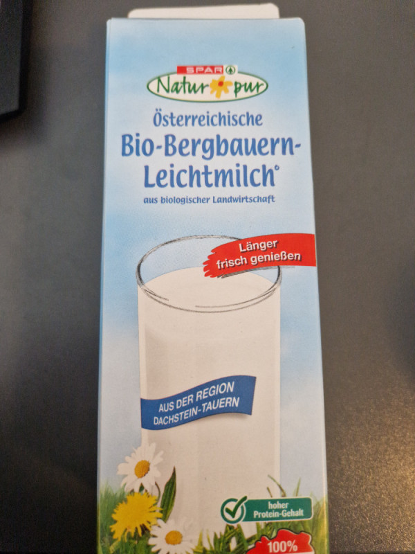 Biobergbauern Leichtmilch, 0,9%  von Felizitas243 | Hochgeladen von: Felizitas243