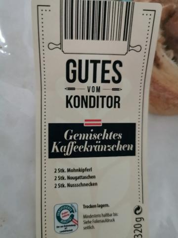 gemischtes Kaffeekränzchen, Mohnkipferl, Nougattasche, Nussschne | Hochgeladen von: doubleDD