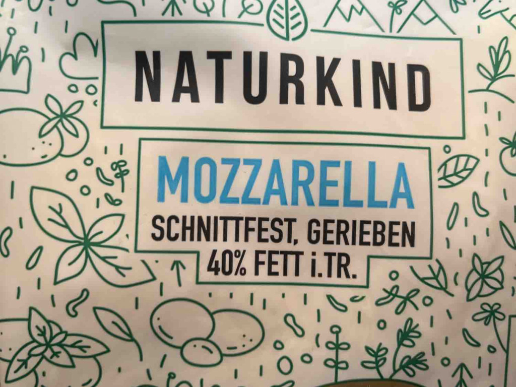 Mozzarella gerieben von Maatzell | Hochgeladen von: Maatzell