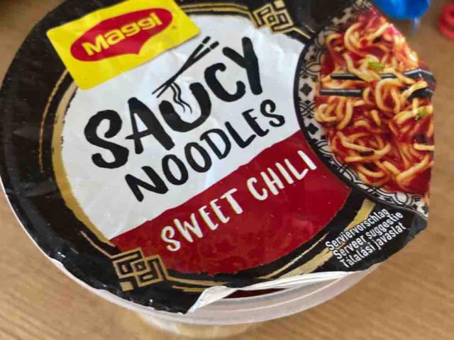 Saucy Noodles sweet chilli by sopphh | Uploaded by: sopphh