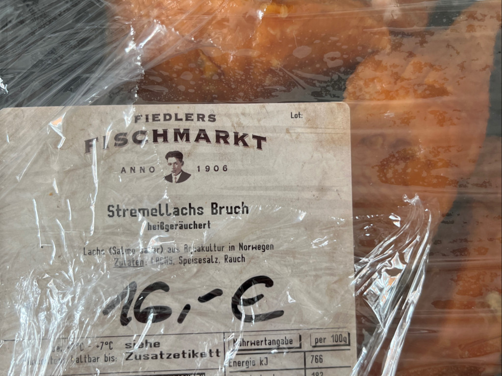 Stremellachs, heißgeräuchert von Gati | Hochgeladen von: Gati Stremellachs, heißgeräuchert von Gati | Hochgeladen von: Gati