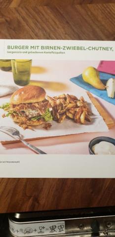 Burger mit birnen-zwiebel - chutney by herr. eisig | Uploaded by: herr. eisig