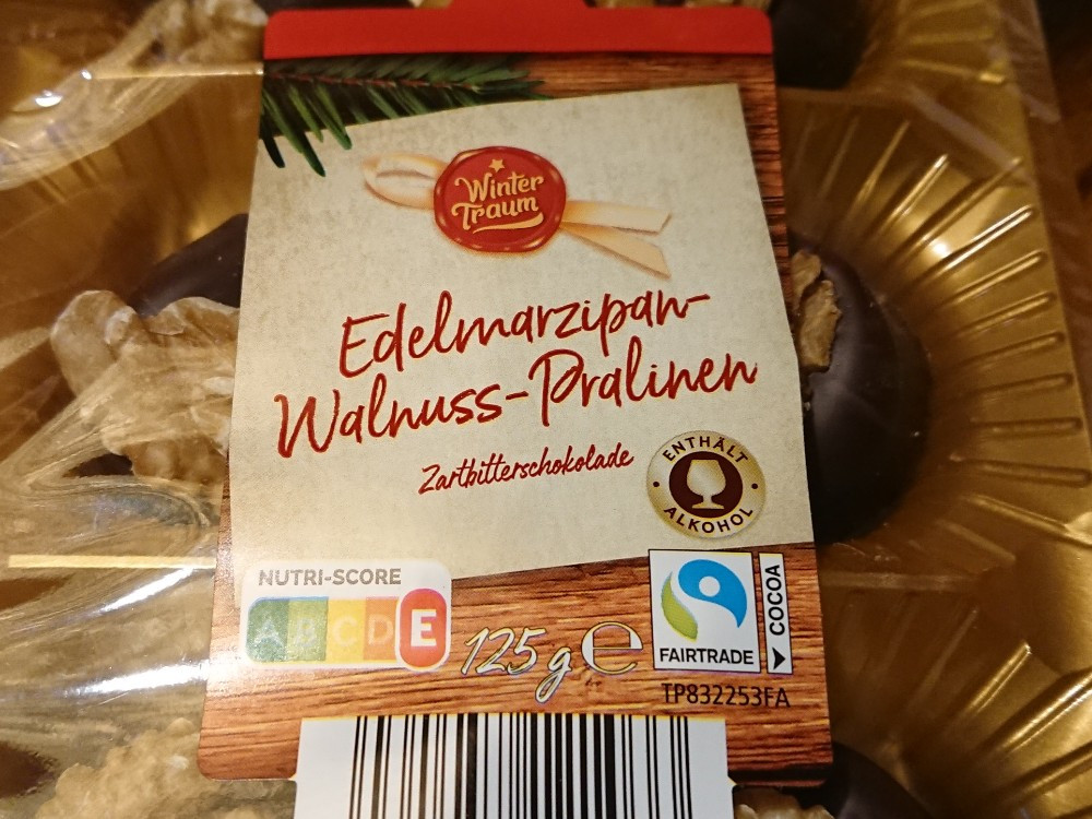 Edelmarzipan-Walnuss-Pralinen, Zartbitterschokolade von Kitty202 | Hochgeladen von: Kitty2021