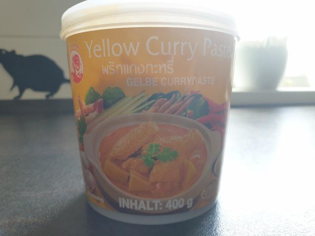 Yellow Curry Paste by KittyWittyBitty | Uploaded by: KittyWittyBitty