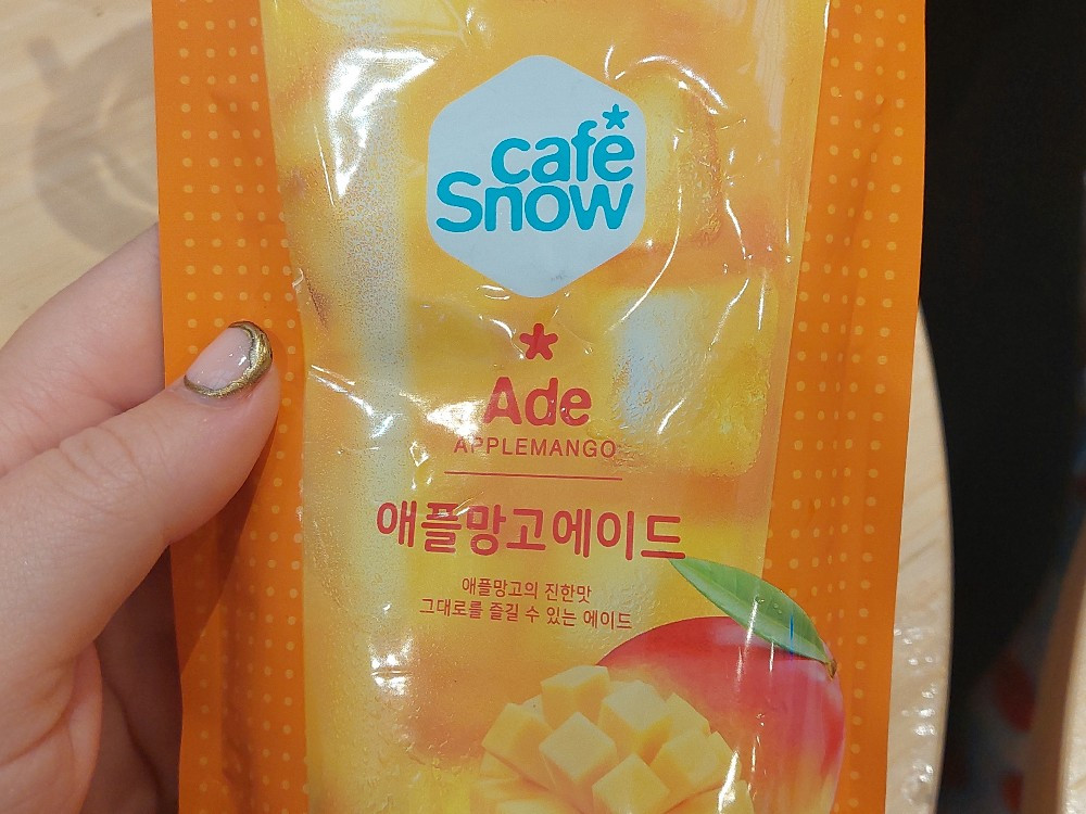 Hochgeladen von: Lilivanilli 2.0