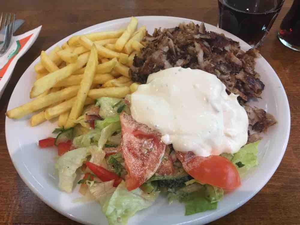 Snack Stand Plate With Kebab Meat French Fries And Salad Calories Veal Fddb