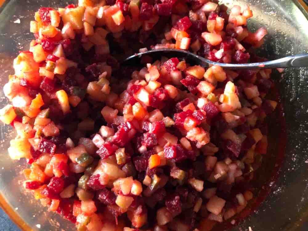 Winegred, Salat-Rote Beete, Kartoffel, Möhren, Öl, Erbsen von ka | Hochgeladen von: katrinhasim