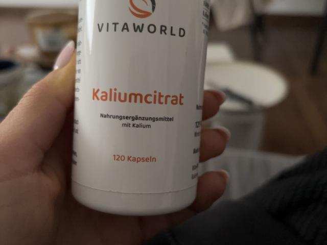 Hochgeladen von: carosro