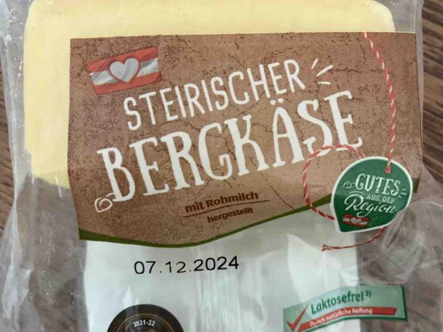 Steirischer Bergkäse, Hartkäse 45% Fett mit Rohmilch von kuvi | Hochgeladen von: kuvi