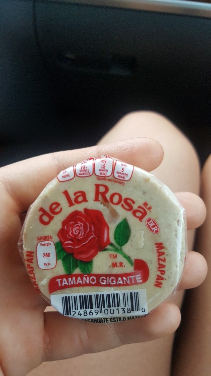 Mazapán de la Rosa, mit Erdnüssen von raaaaaahel | Hochgeladen von: raaaaaahel