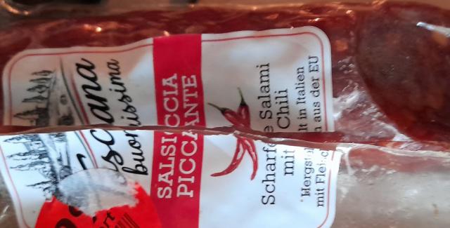 Toscana Salsiccia pikante, 250g Pckg., scharfe Salami mit Chili  | Hochgeladen von: Enomis62