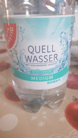 Quell Wasser, Mit Kohlensäure versetzt von Nalara | Hochgeladen von: Nalara