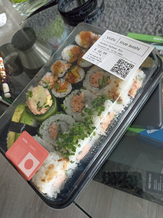 Sushi, Smoked Salmon Mix von Pirate27fm | Hochgeladen von: Pirate27fm