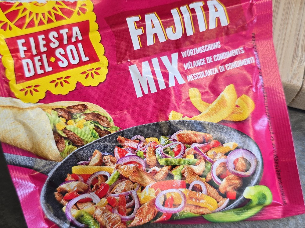 Hochgeladen von: Määnjuu