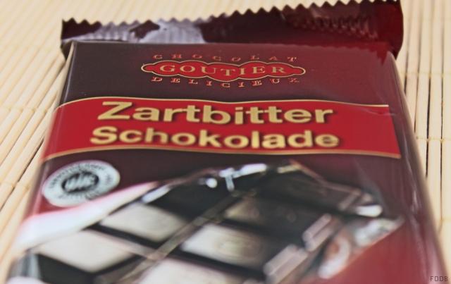 Zartbitter-Schokolade, Kakao min. 50% | Hochgeladen von: JuliFisch