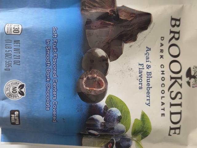 Dark Chocolate, Açaí & Blueberry von Mauirolls | Uploaded by: Mauirolls Dark Chocolate, Açaí & Blueberry von Mauirolls | Uploaded by: Mauirolls