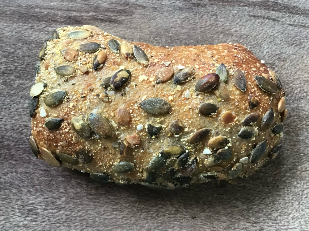 Körniges Seelchen, Brötchen von kweepeerbak | Hochgeladen von: kweepeerbak Körniges Seelchen, Brötchen von kweepeerbak | Hochgeladen von: kweepeerbak