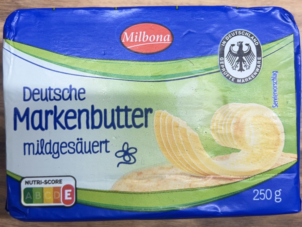 Hochgeladen von: KatastrophenEllie Hochgeladen von: KatastrophenEllie
