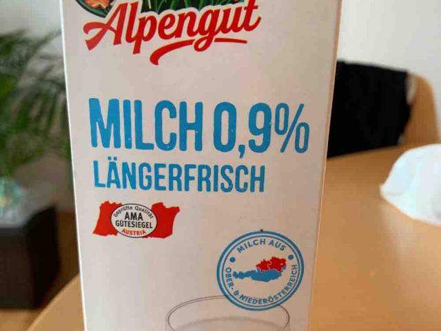 Alpengut Milch, 0,9% von biancaschalli499 | Hochgeladen von: biancaschalli499