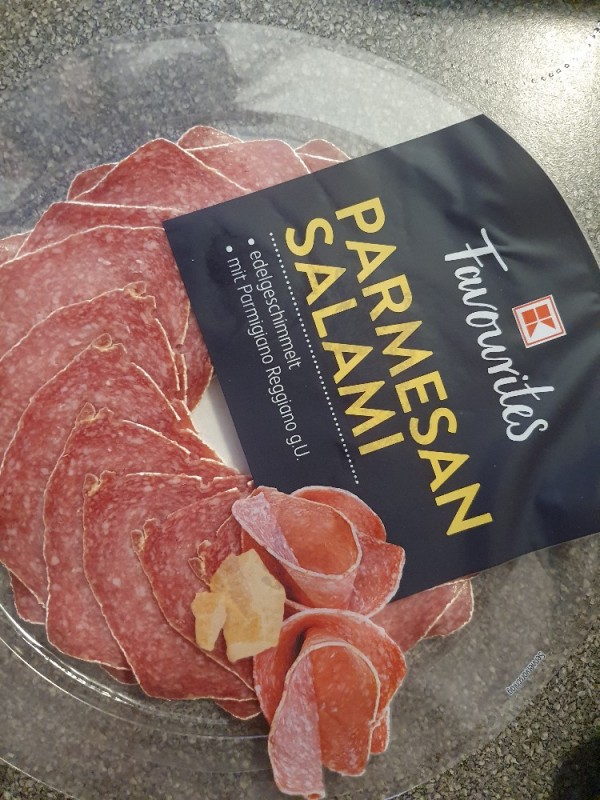 Parmesan Salami, edelgeschimmelt, mit Parmigigano Reggiano g.U.  | Hochgeladen von: Lemon
