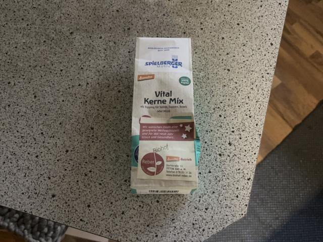 Hochgeladen von: whosemma120