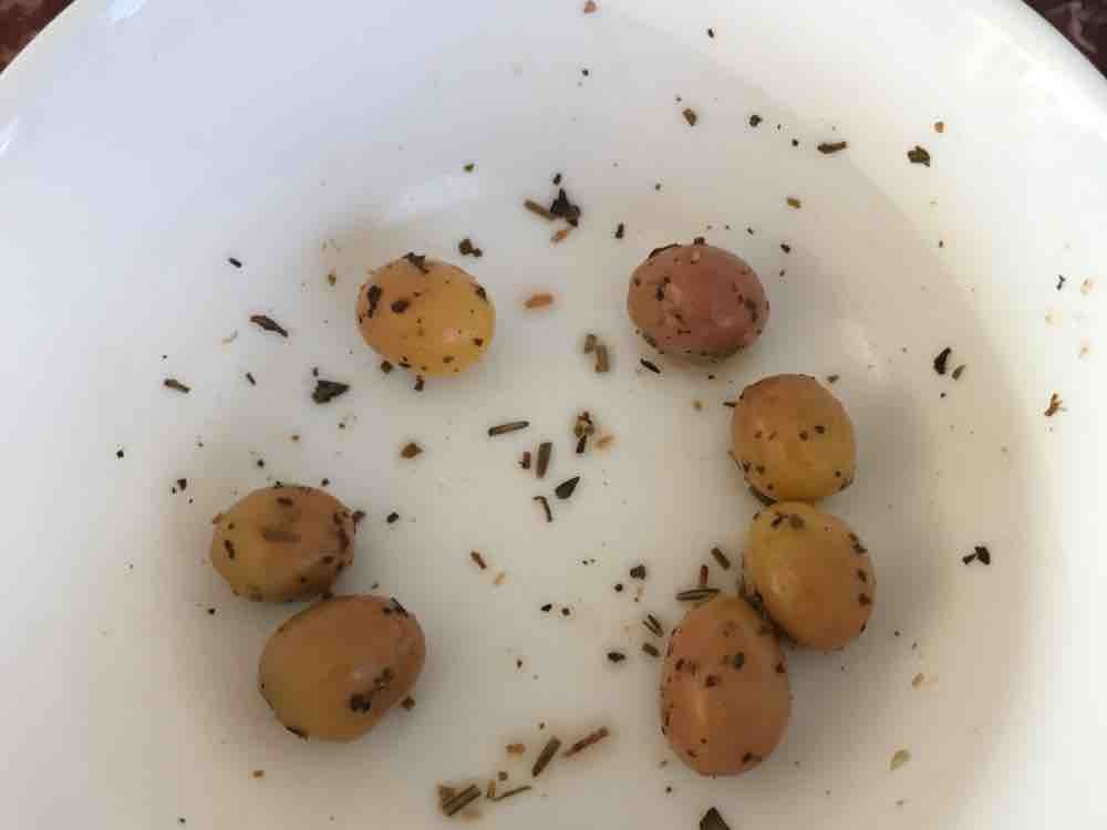 grüne oliven nach griechischer art, gekräutert, trocken eingeleg | Hochgeladen von: Eftal