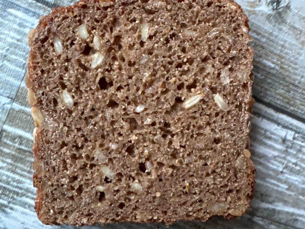 Roggenvollkorn, Roggenvollkornbrot geschnitten von stojanoski | Hochgeladen von: stojanoski