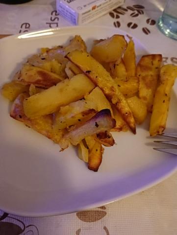 Pommes von Ekaterini Coutri | Hochgeladen von: Ekaterini Coutri