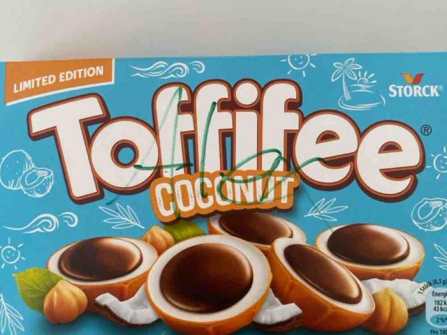 Toffifee Coconut by sopphh | Uploaded by: sopphh