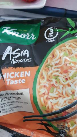 asia noodles chicken taste by rominasch | Uploaded by: rominasch