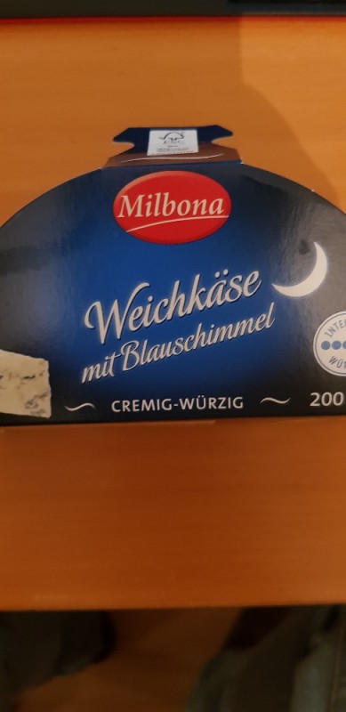 Weichkäse mit Blauschimmel von fddb.infoschaly.de | Hochgeladen von: fddb.infoschaly.de