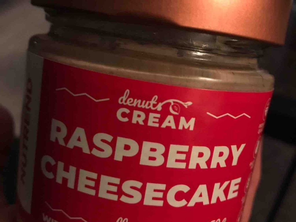 Denuts Cream, Raspberry White Chocolate von CsiemensC | Hochgeladen von: CsiemensC
